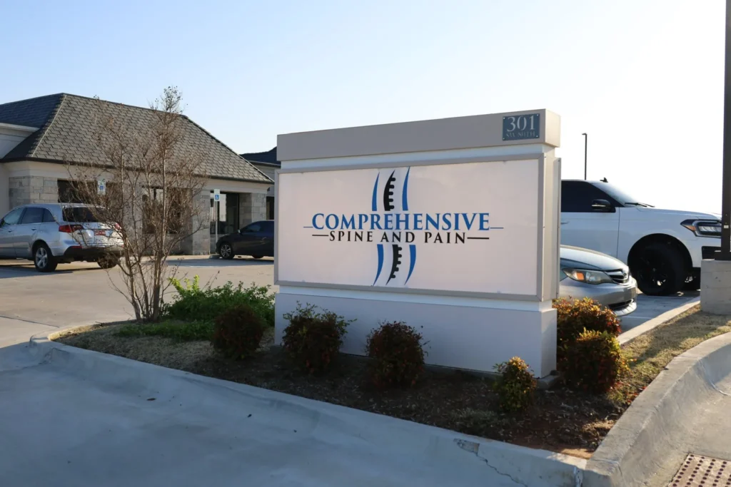 Comprehensive Spine & Pain business sign.