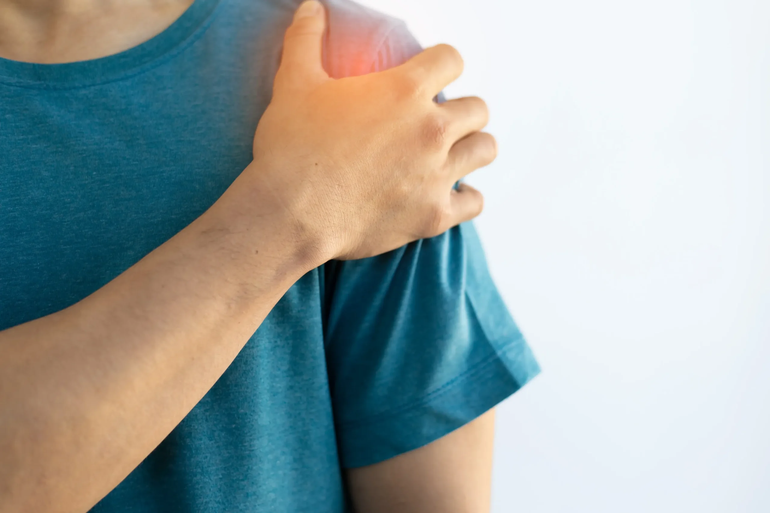 Benefits of Minimally-Invasive Treatment Options for Chronic Pain